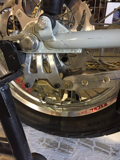 6D0D3079-0D26-45FE-B374-67D16E4D34AA