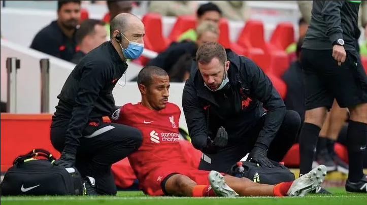 Liverpool: Thiago Alcántara podría perderse el resto de la temporada