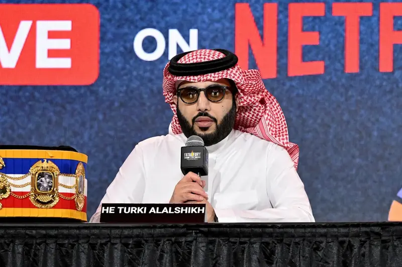 Собственикът на GLORY предложи лигата на Турки Алалших