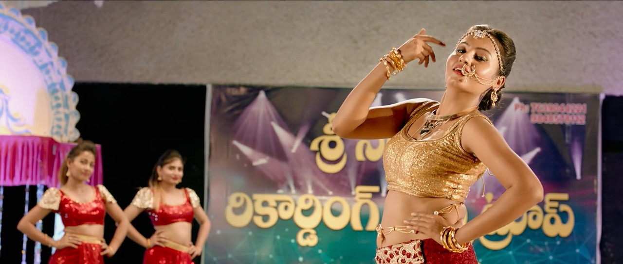 Pyar Hi Pyar 2021.1080p.AMZN.mkv_snapshot_05.22_[2021.07.09_16.45.20]