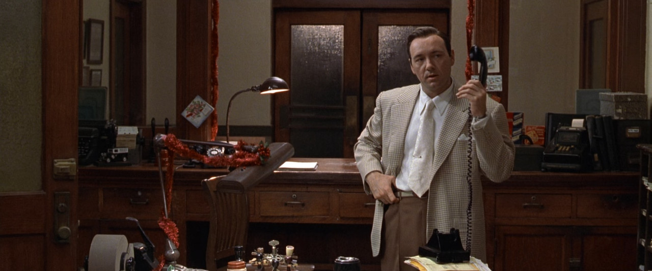 L.A. Confidential 1997 (1080p x265 10bit Tigole).mkv_snapshot_00