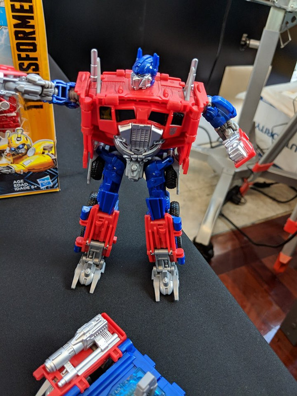 37376125_10155944100854912_4061102182089359360_n