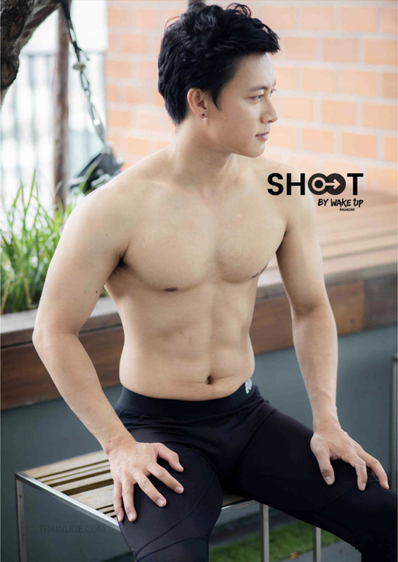 Shoot issue 11 | Tiger (Non-sex)