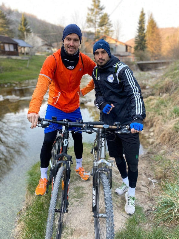 243C6F95-AD12-4D26-96E3-FEFF8A1EFF51