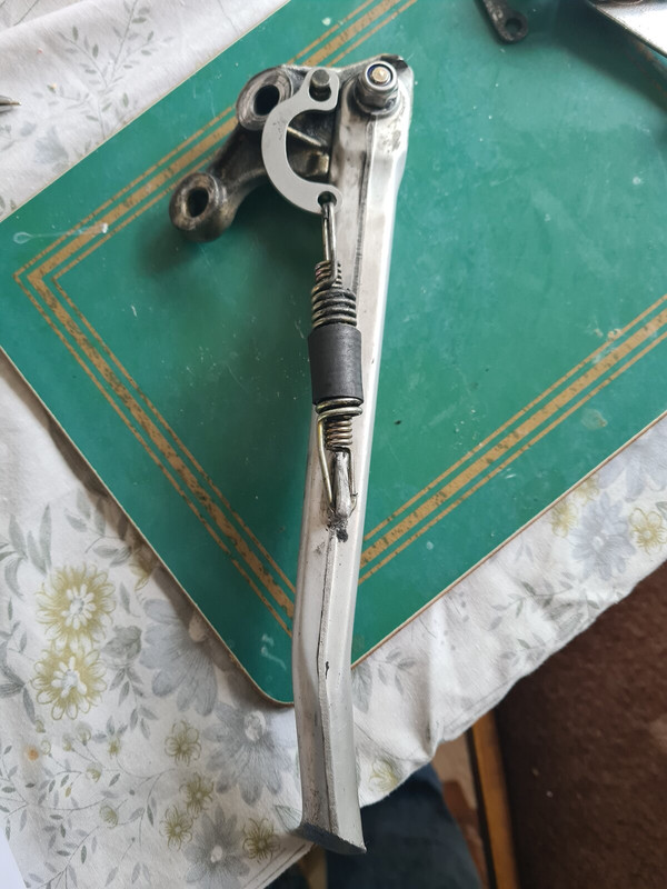 E9CFACFF-6968-40B2-9266-7F3A20AB1592