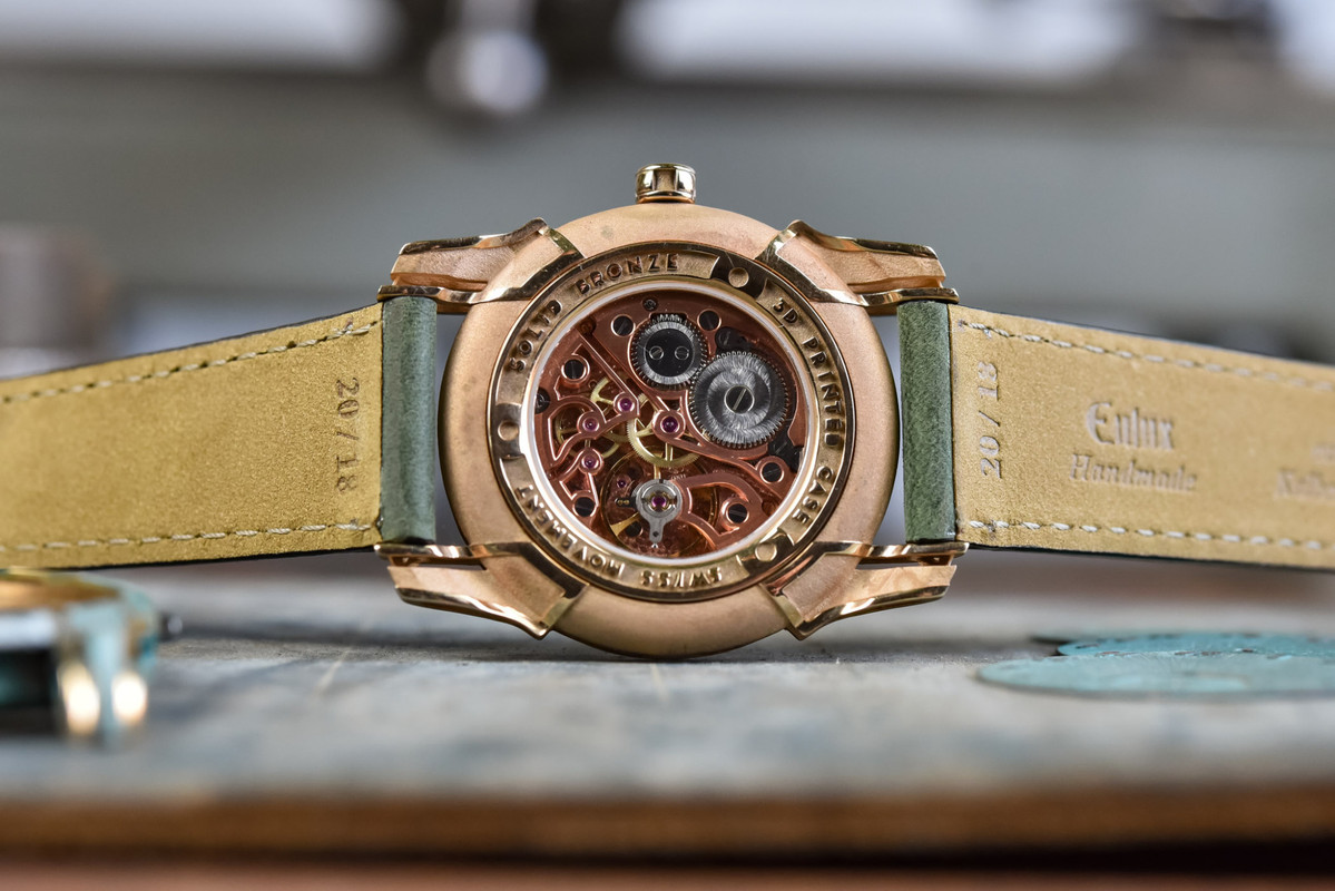Holthinrichs-Raw-Bronze-3D-Printed-Bronze-case-independent-watchmaking-8-2048x1367