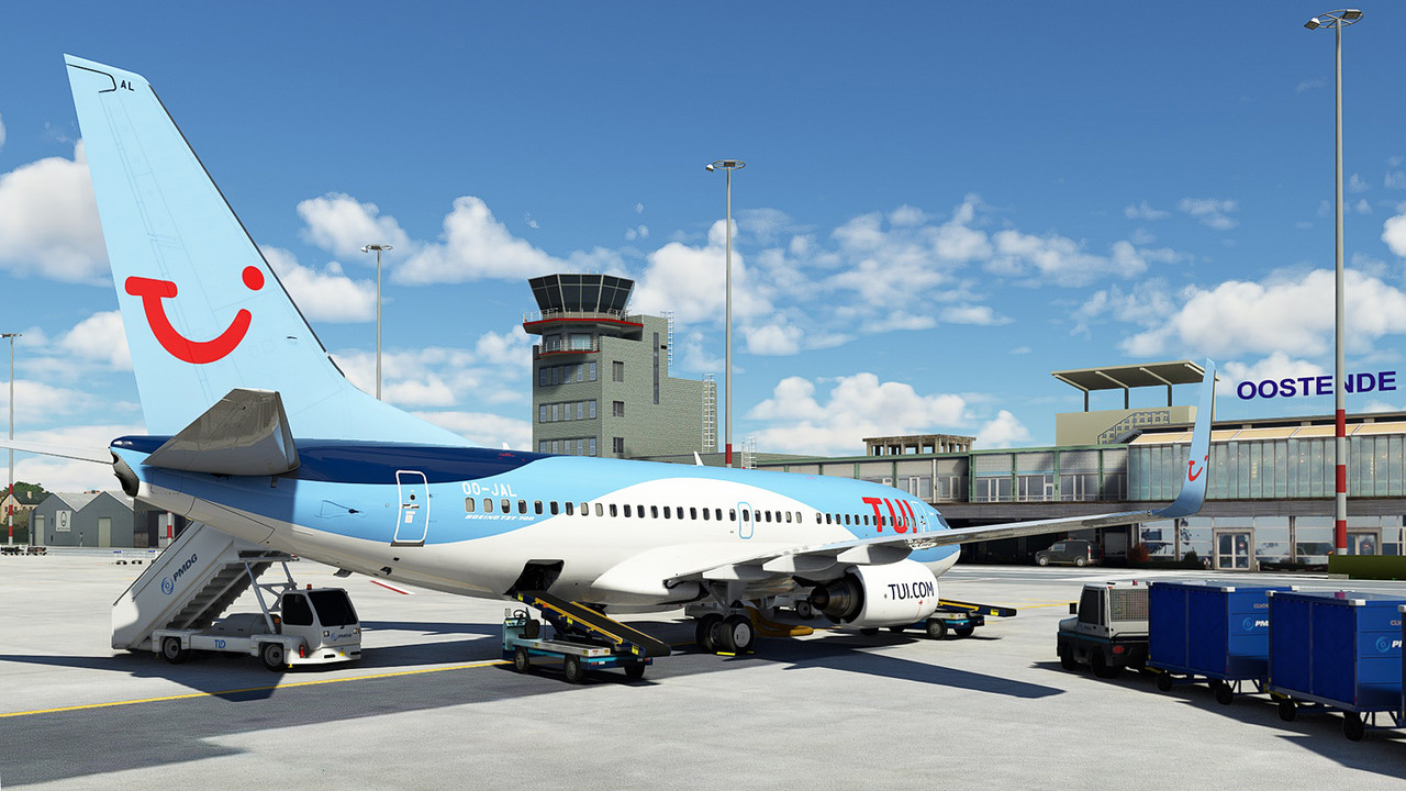 Oostende-airport-EBOS-B737-TUI.jpg