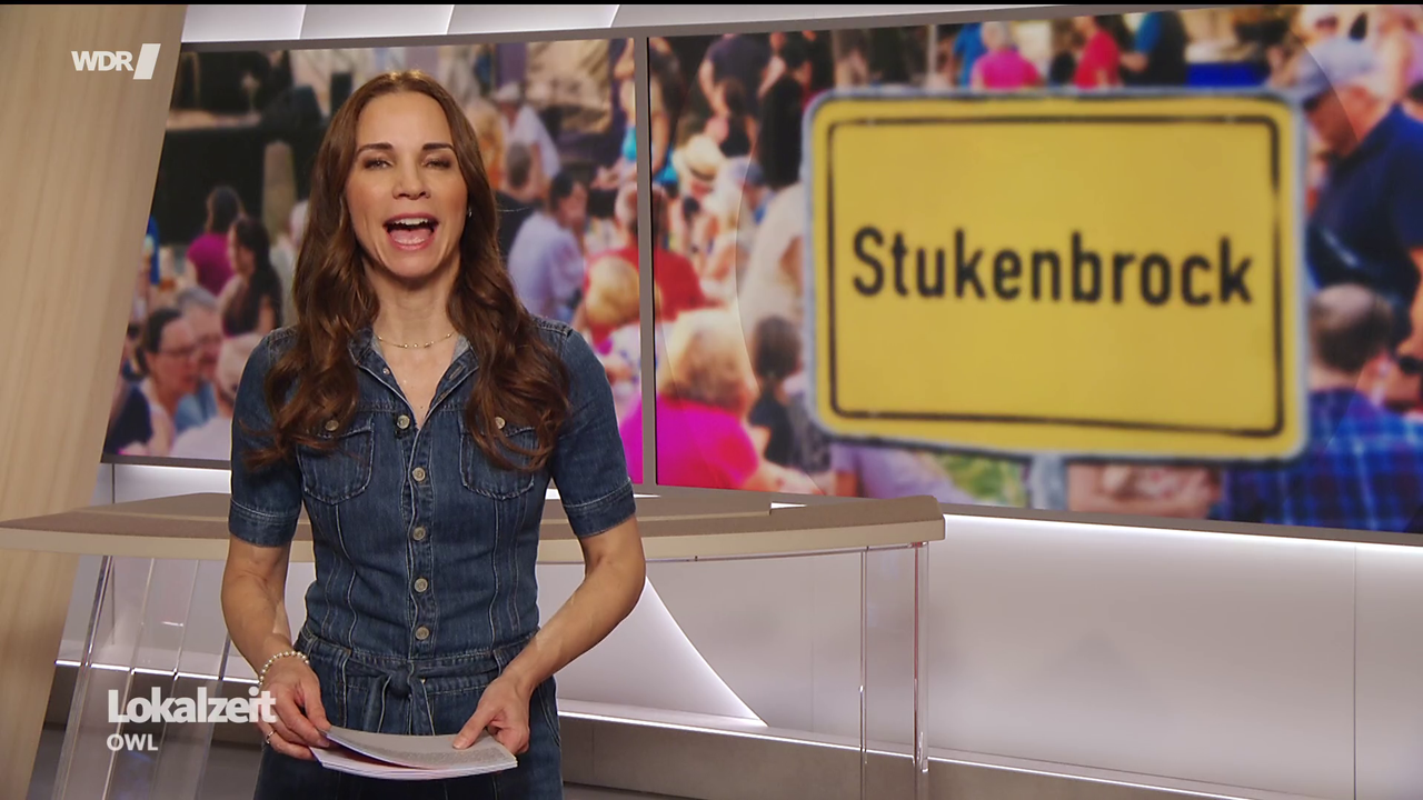 Kristina Sterz WDR Lokalzeit OWL 24 04 2026 90X Caps 62