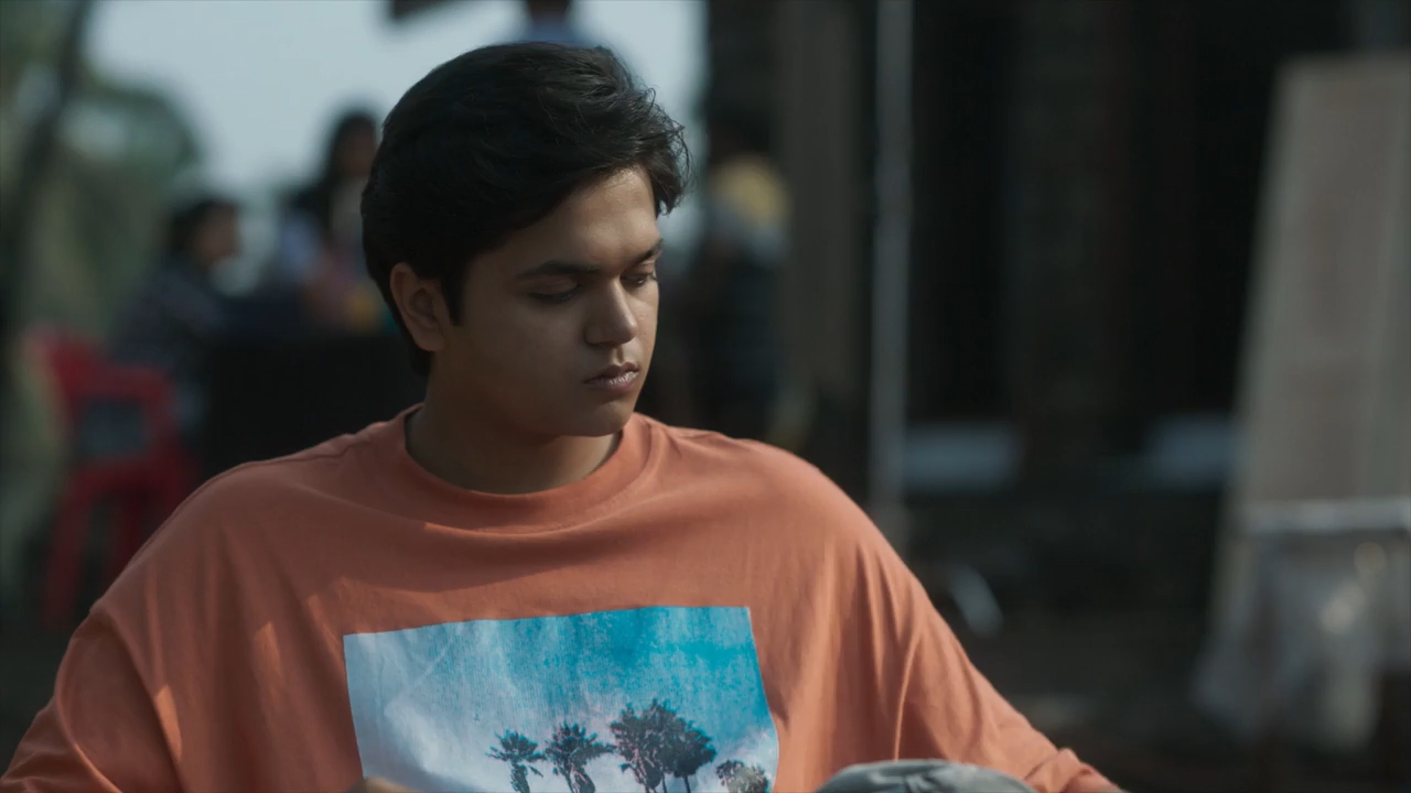 Gutar Gu 2025 WebRip Season 3 [Hindi] 480p 720p ESub Screenshot