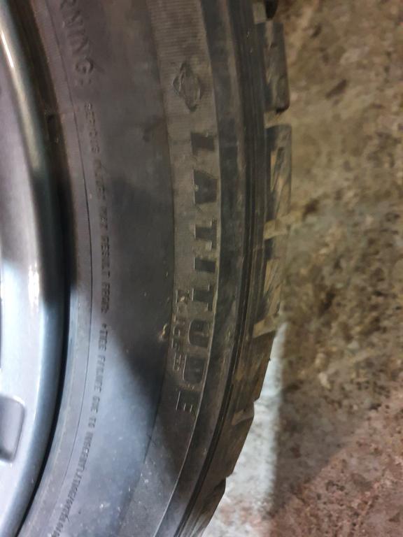 Шина автомобильная