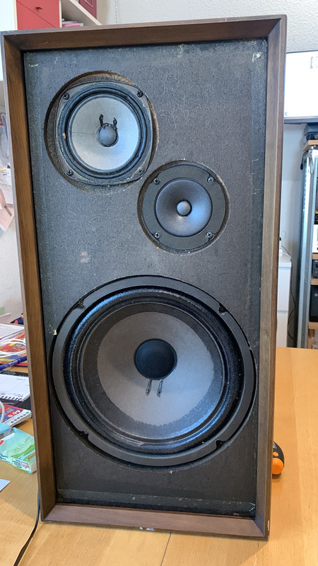 43059827-FCF7-43C2-8817-BB7D4C17BE51