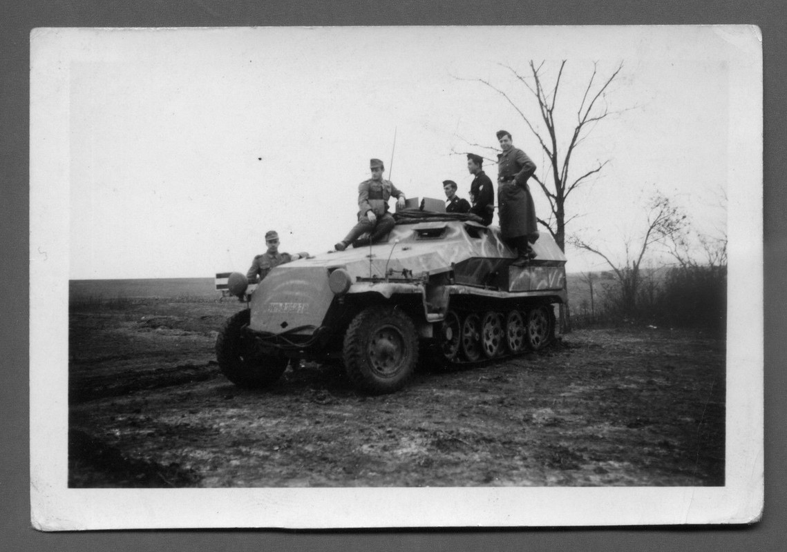 Foto Panzer Tank Halbkette Sd.Kfz 251 mit schöne