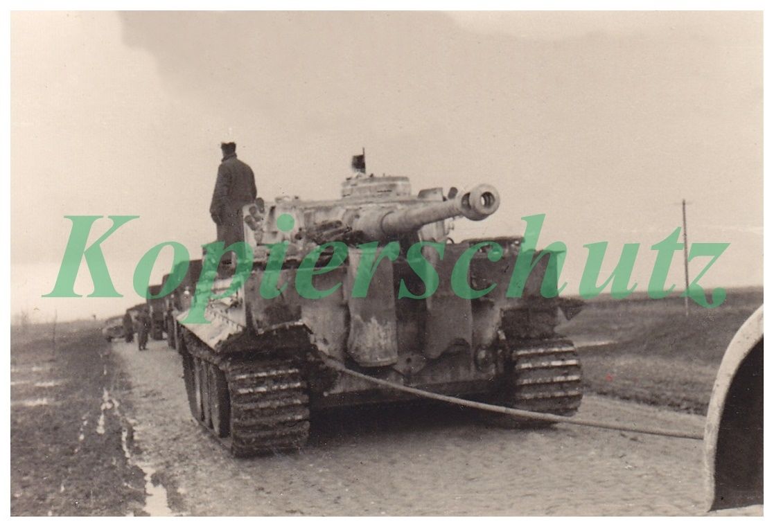 2Wk.Foto Panzerkampfwagen VI Tiger Panzer mit we