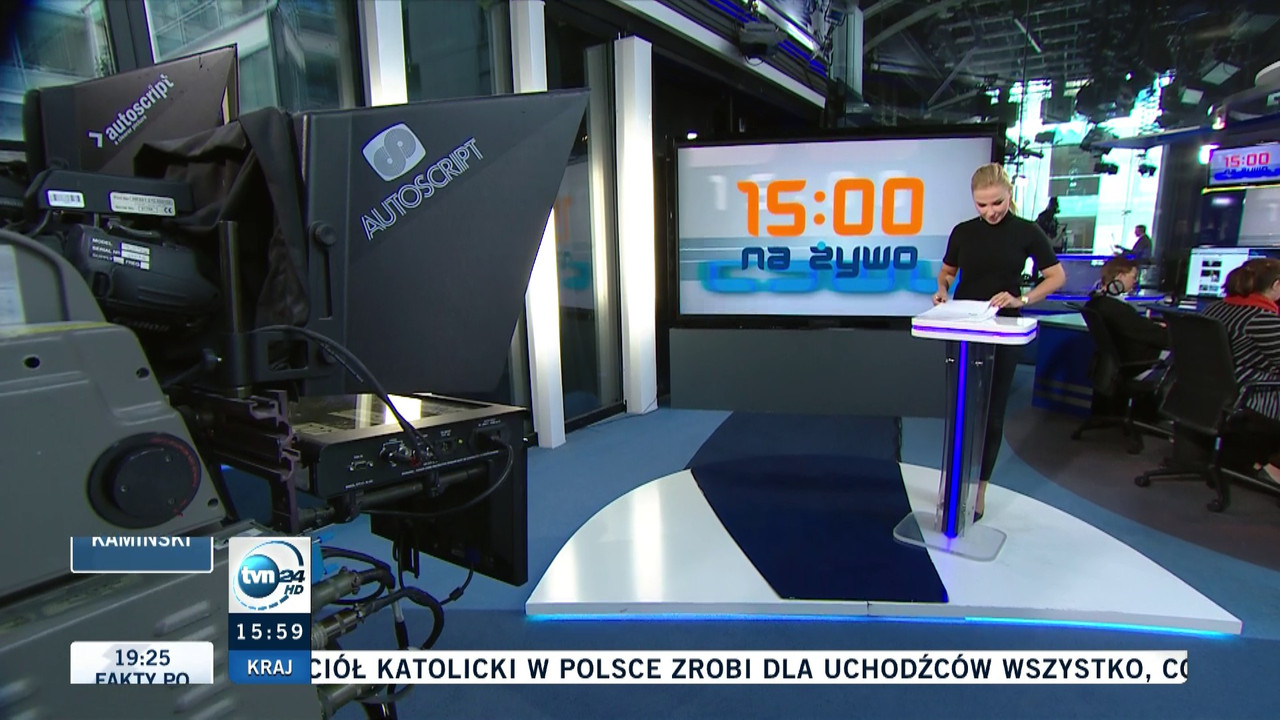 TVN_24_HD-08092015-1556.mts (0_02_59) 001151