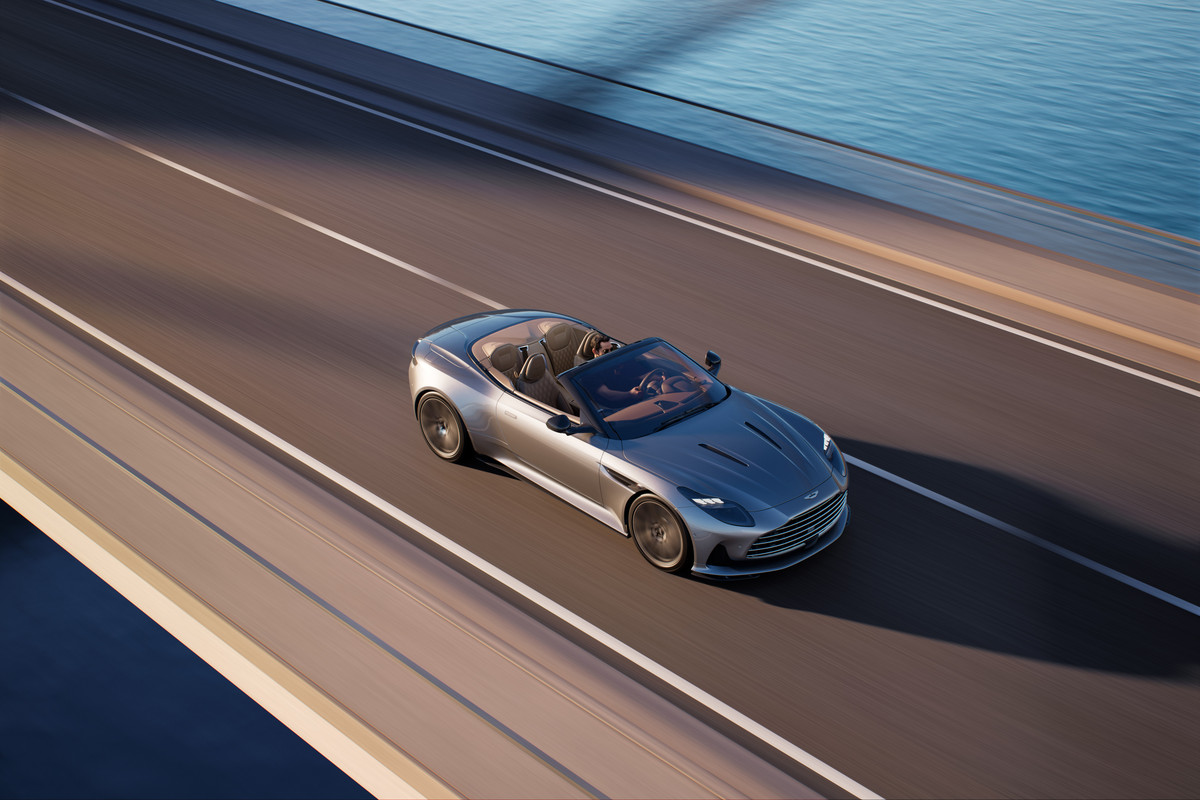 AstonMartinDB12Volante_16