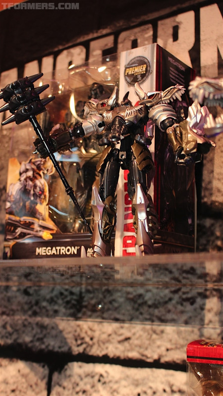 MORE Transformers Showroom Images Trypticon, Tit