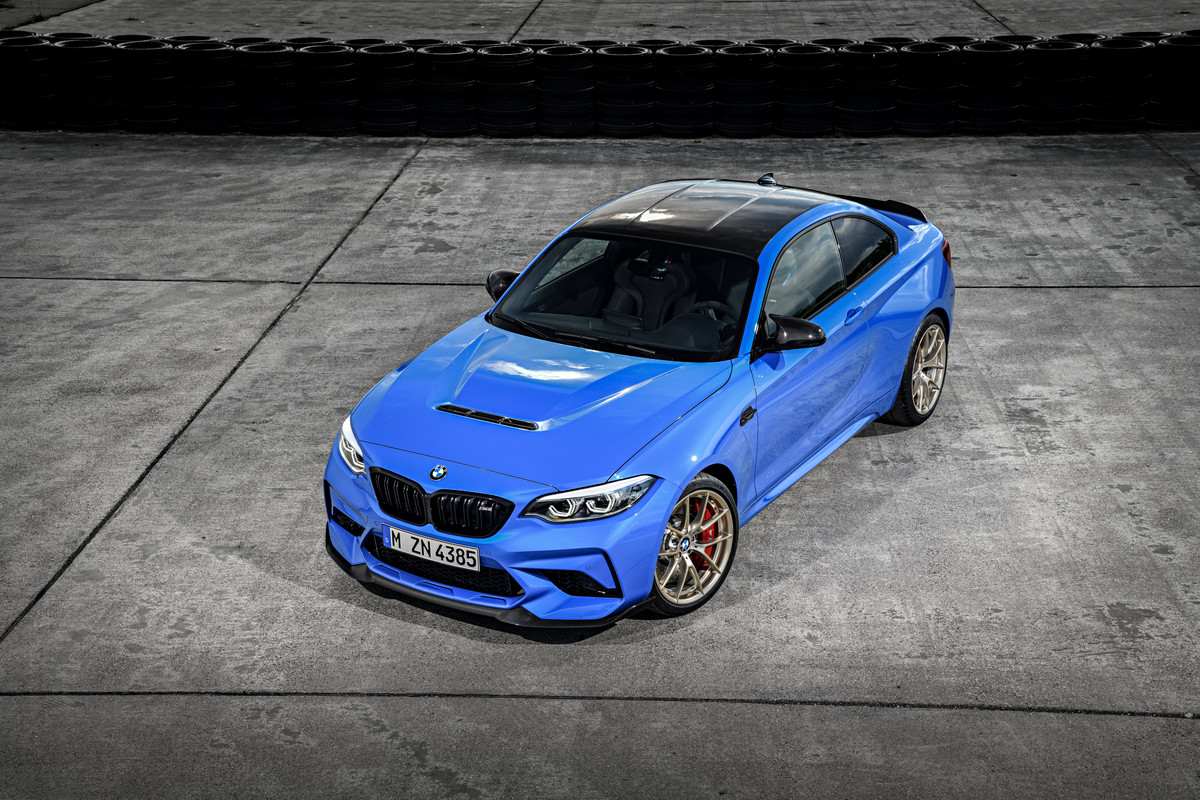 P90374188_highRes_the-all-new-bmw-m2-c