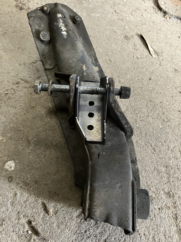 6B8C2738-BA24-49EA-922D-4256B4952C53