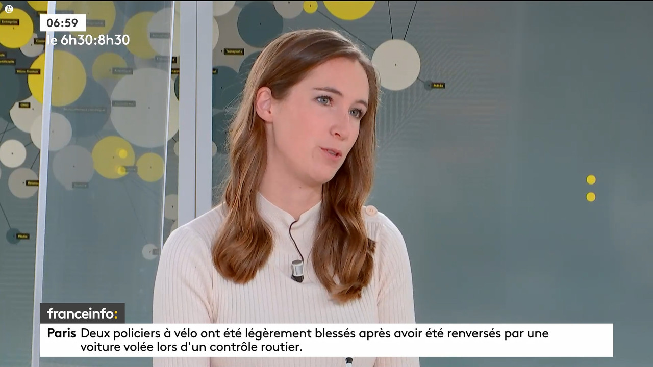 10.23 - 05.29.00 - 9h30. Entre JT, chroniques, invités et revues de p....ts_snapshot_00.37.05.141