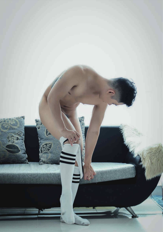 046