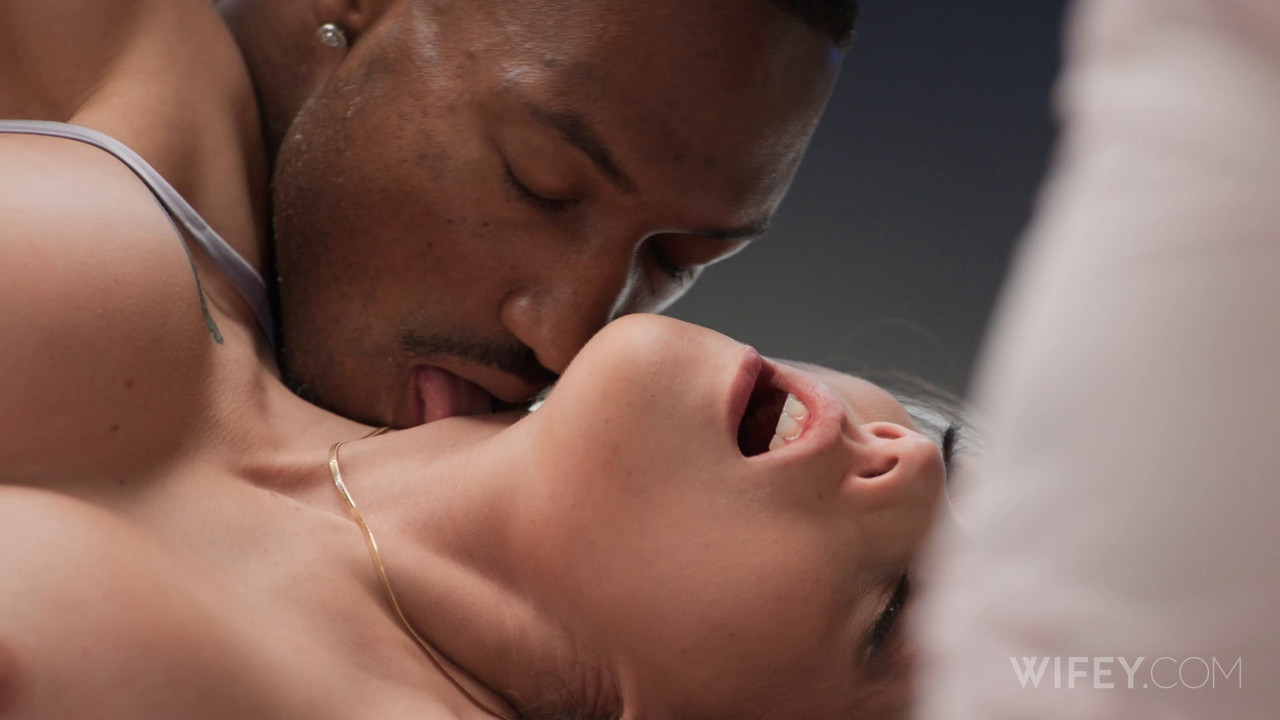 Rebecca Love And Alex - Ultimate BBC Hotwife Fantasy - WIFEY.mp4.0012