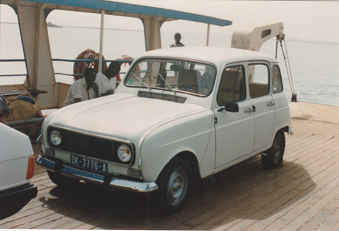 RENAULT 4 DK-3776-A_20160405_0001