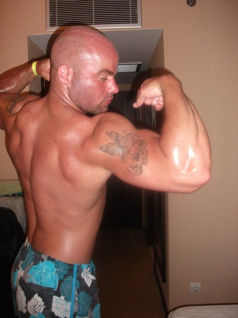 258109_10150639537520360_237219_o