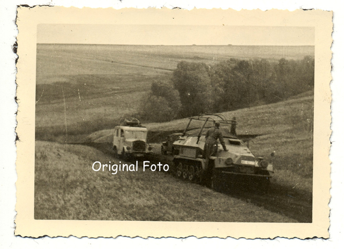 Foto1942 Schützenpanzer LKW Sd.Kfz. 250 Halbkett