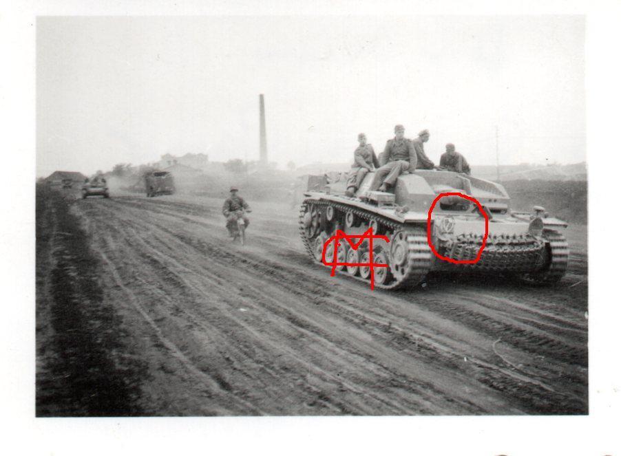 Orig.foto Deutsche Panzer Sturmgeschütz Tarn LAH im Osten