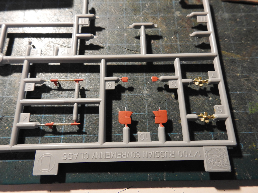 Russian Sovremenny Class Destroyer, 1/700 Dragon - Sida 2 DSCN3745