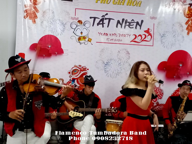Ban-Nh-c-Tumbadora-Ph-Gia-H-a-Year-End-Party-002