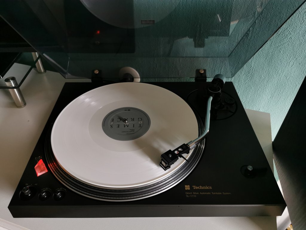 [Bild: Technics-SL-1710-2023-VIII.jpg]