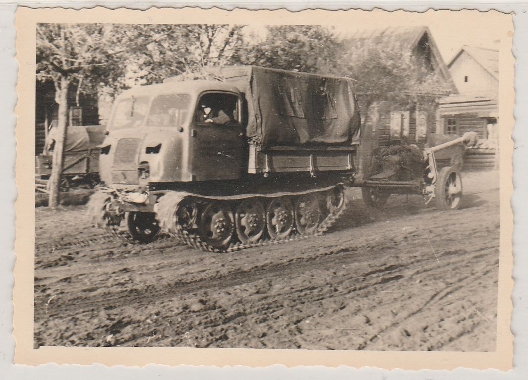 Original Foto vom 2.Weltkrieg-LKW mit Kettenräde