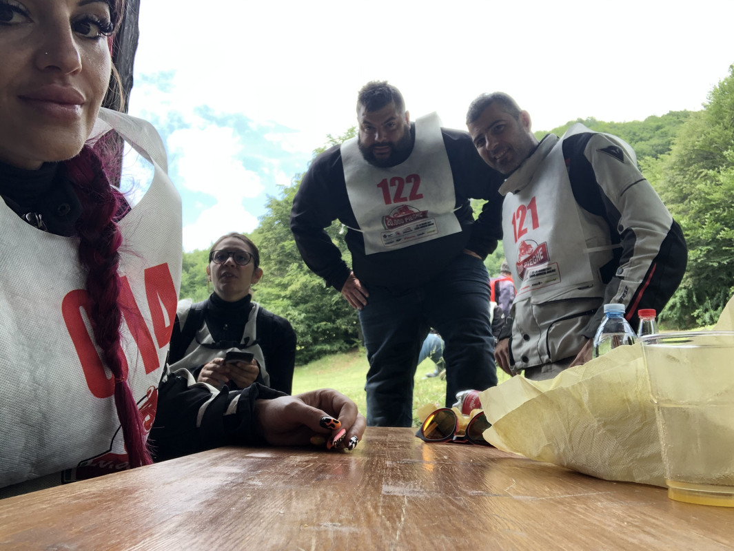 617E959C-F06D-4835-A7D4-50047D3FC268