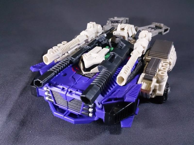 217374_642456115766284_1800359954_n