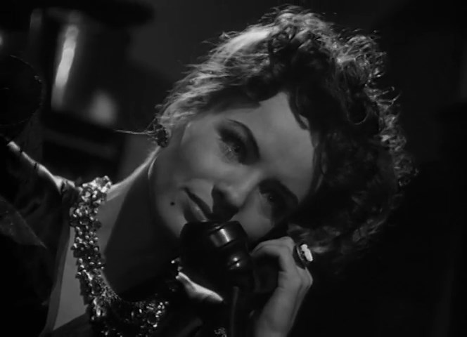 Phantom Lady (1944).mp4_snapshot_00.45.08.446