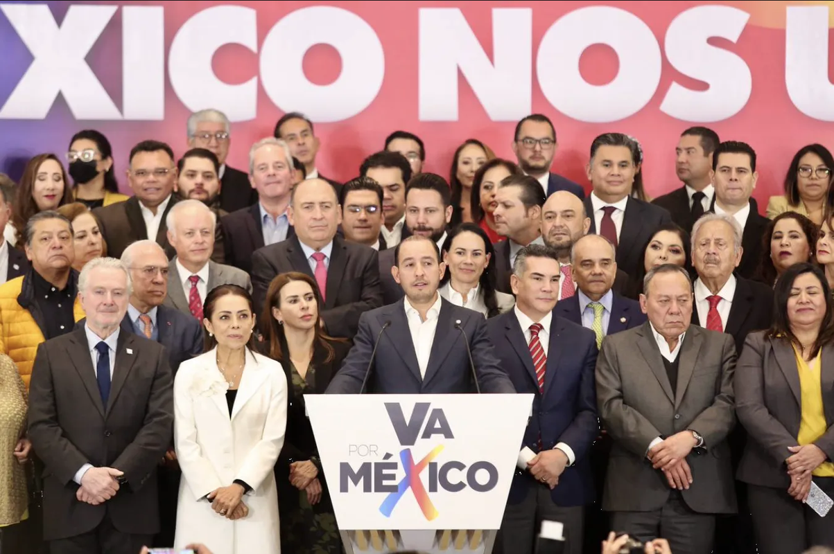 Oposición revive coalición electoral y legislativa “Va por México”
