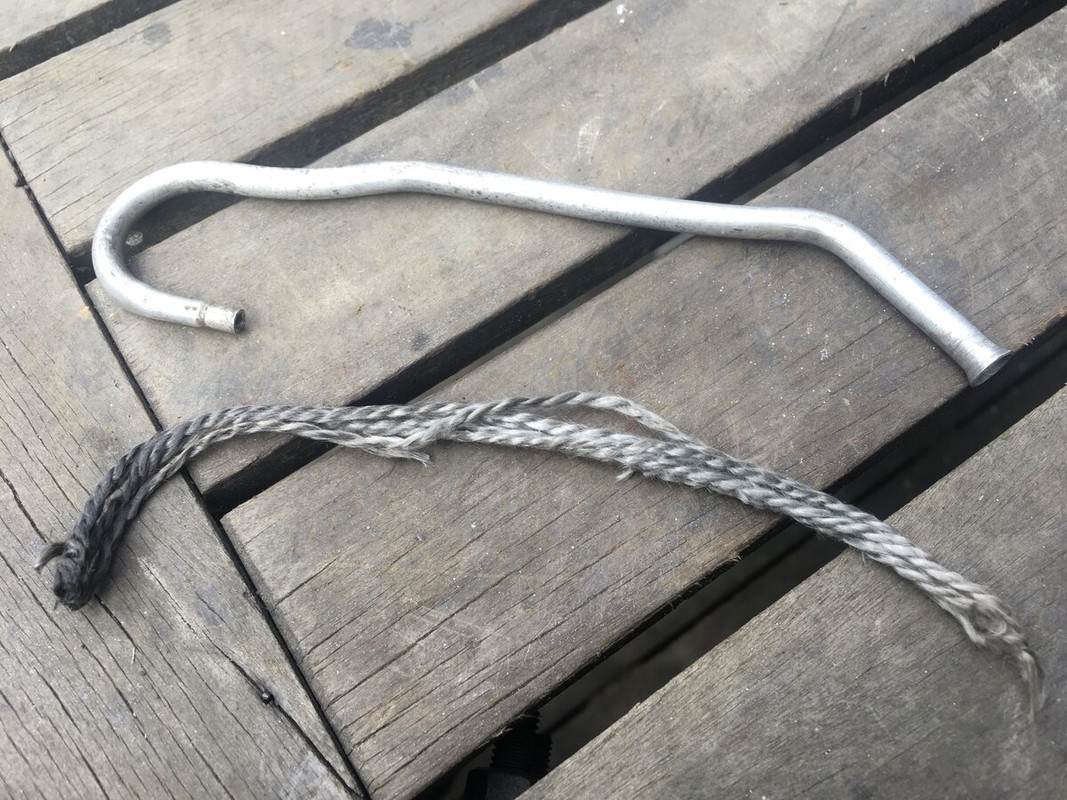 CAB6DB8E-682C-4800-A408-2580AF3A400C