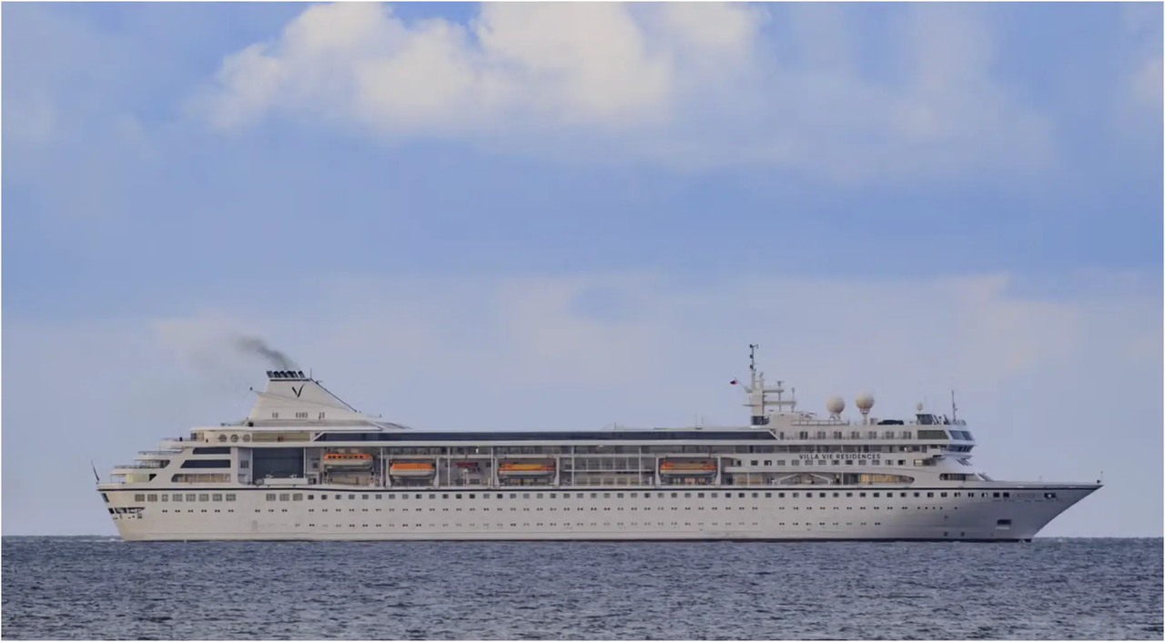 The Villa Vie Odyssey cruise ship cambodia news suspends operations