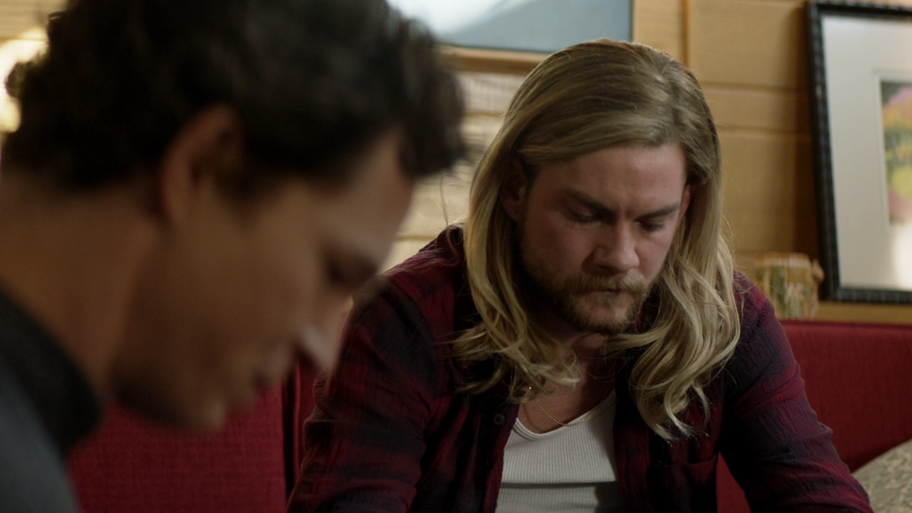 Animal.Kingdom.2016.3x01.The.Killing.ITA.ENG.720p.AMZN.WEBMux.x2