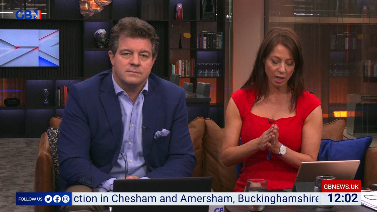06.18 - 12.00.00 - DePiero & Halligan. What makes Britain tick. The n....ts_snapshot_04.26.371