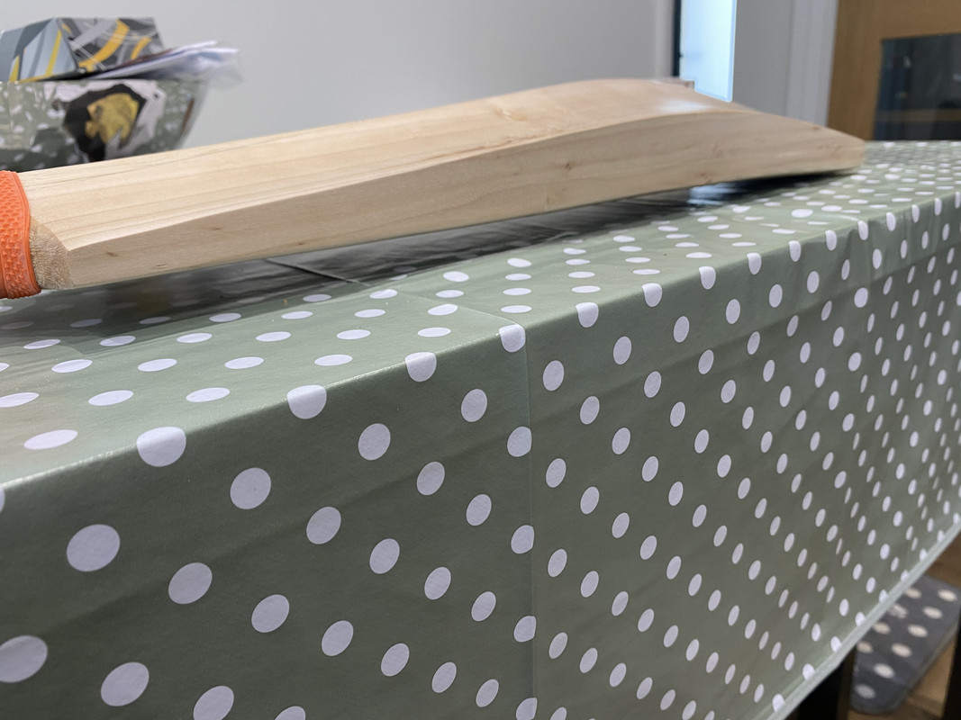 0CCD526B-B081-457F-89AF-47C70F751E17