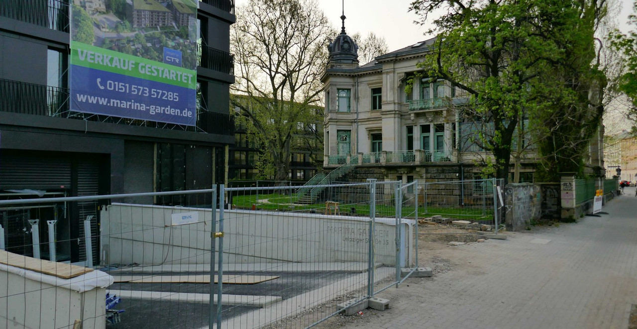 Bild: https://i.postimg.cc/vmgX5nRJ/P1190452.jpg