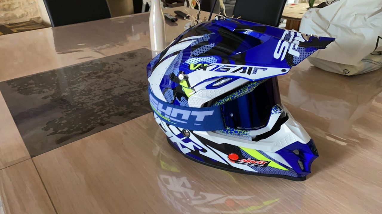 917EA455-6504-41C1-9E58-769825C49788