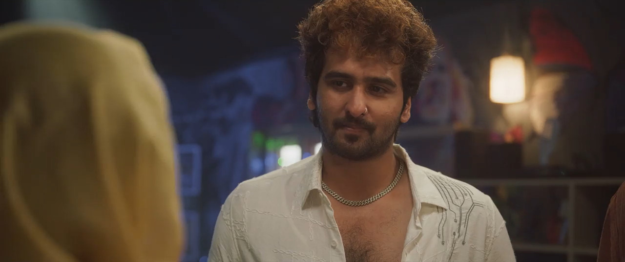 Haal 2025 WebRip [Malayalam] 480p 720p ESub Screenshot