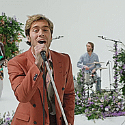 Benjamin-Ingrosso.gif