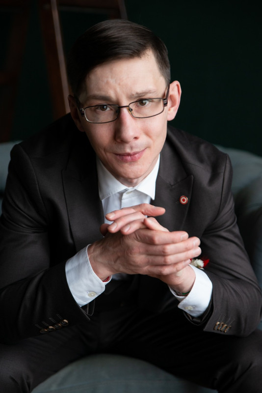 6A94A4BE-63E2-4049-8783-D6C4E582B3F3