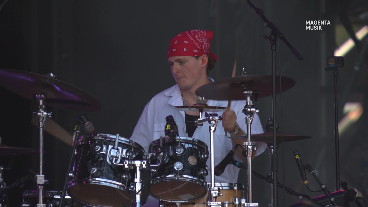 mpv-shot_Natalie.Jane-Lollapalooza Berlin.2024.WEB-DL.1080p.AVC-Нечипорук_00_12_13_0005