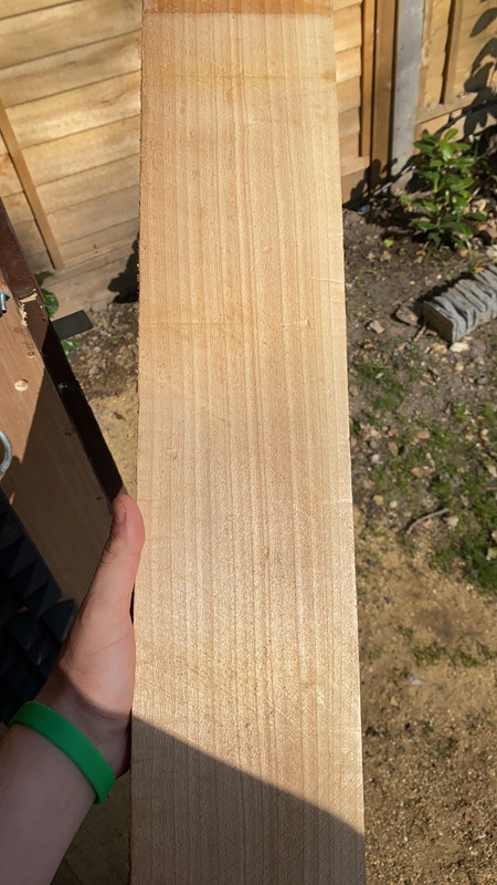 1A16EA6F-F9F2-4E64-B71E-432D29EE3295