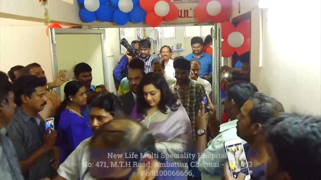 Milf Meena sexy in saree.mkv_snapshot_01.01.194